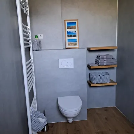 Lejlighed 2-raum-appartment Naehe Alte Maschienenhalle Gut Solingen, Gute Anbindung Oepnv