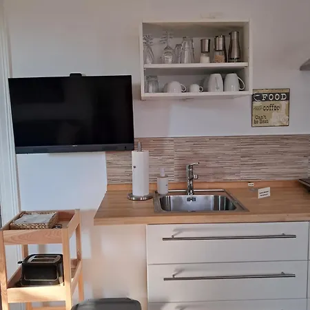 2-raum-appartment Naehe Alte Maschienenhalle Gut Solingen, Gute Anbindung Oepnv Lejlighed Solingen