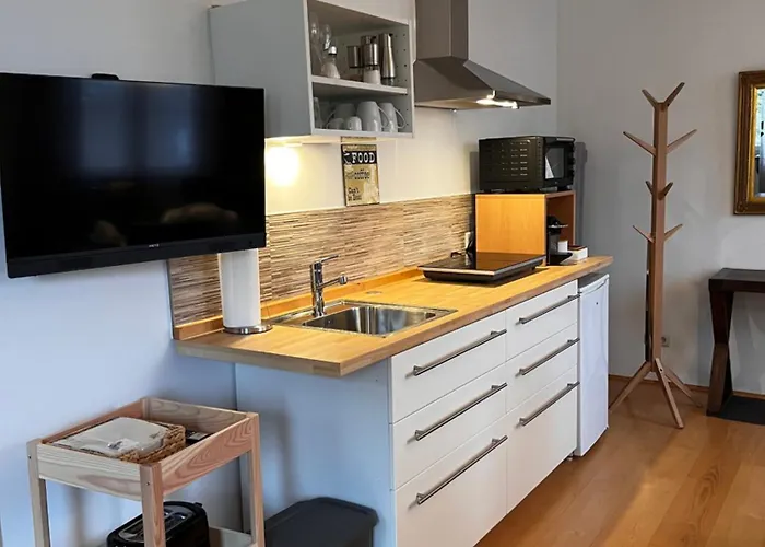 Lejlighed 2-raum-appartment Naehe Alte Maschienenhalle Gut Solingen, Gute Anbindung Oepnv *